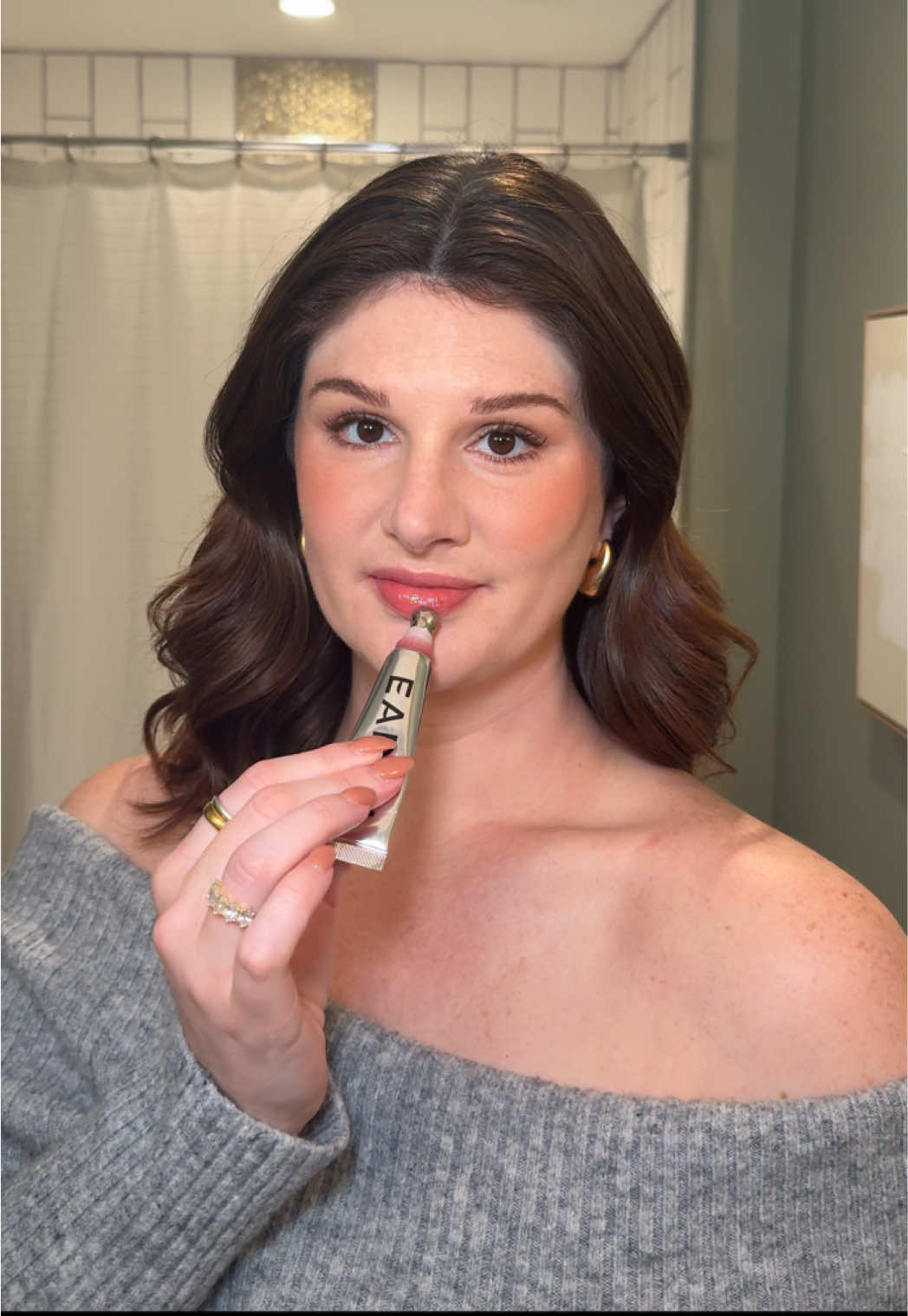 @mollybrownmakeup