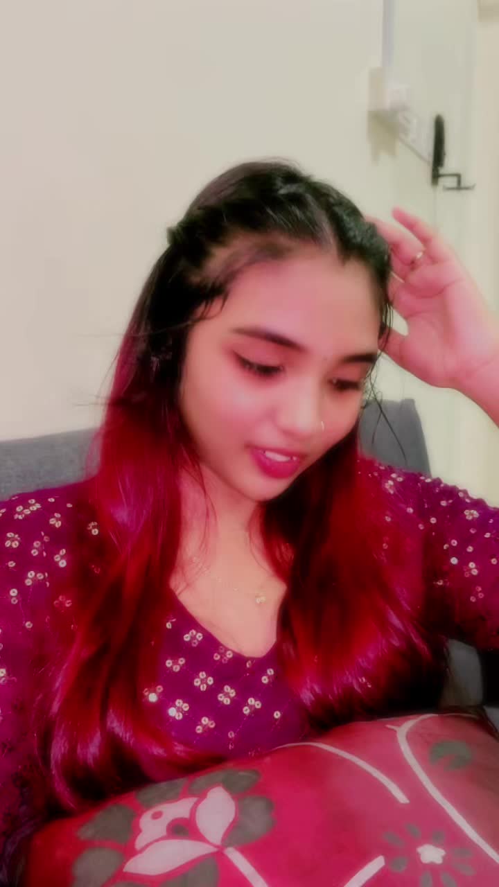 @Vina_.23