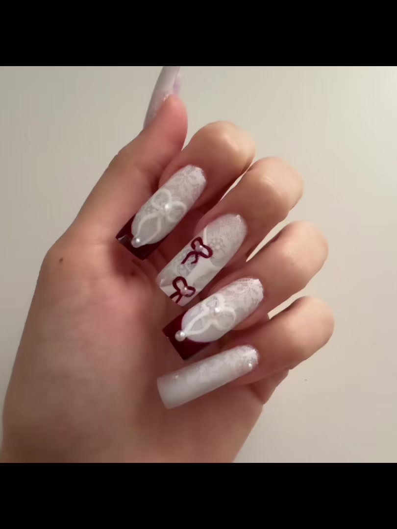 @noooiy
