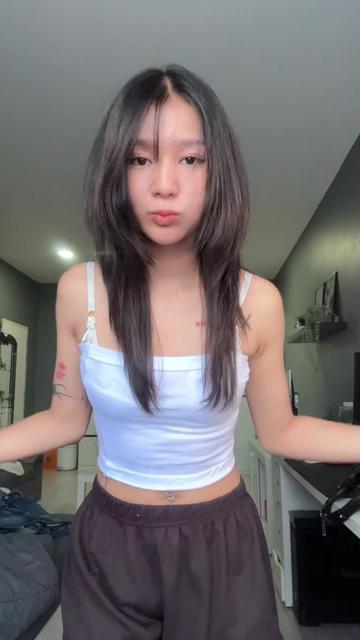 @โบตั๋นนน.หน้าหมวยผิวเข้ม;)