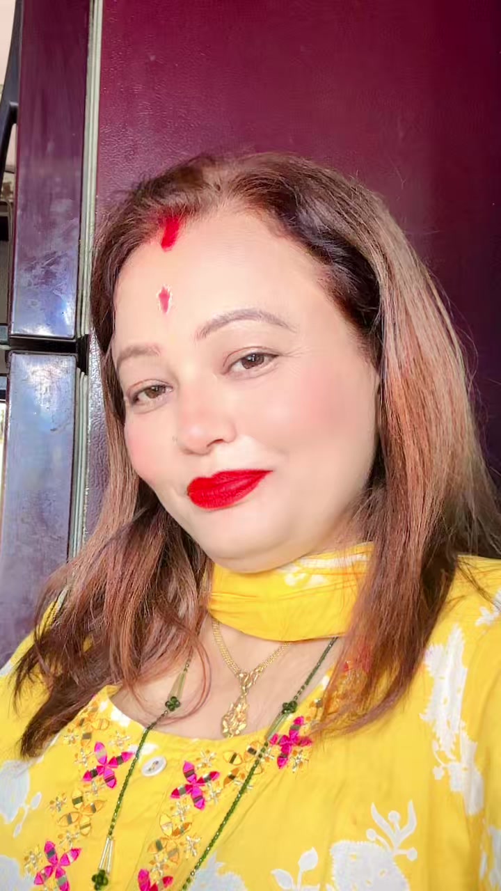 @🧿Urmila Upreti 🥰
