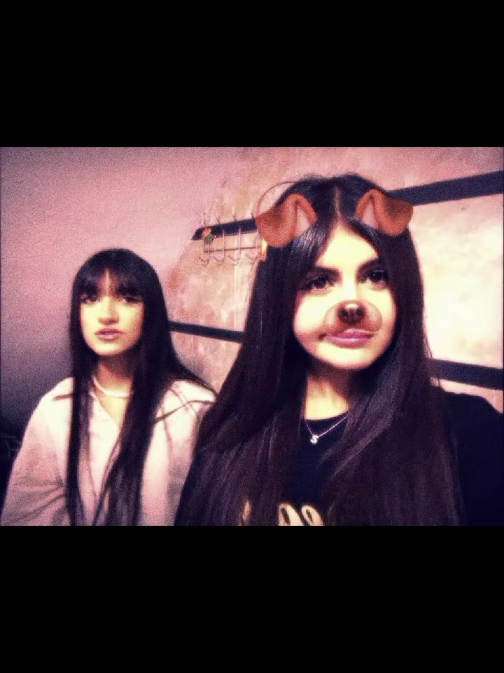 @selenaww