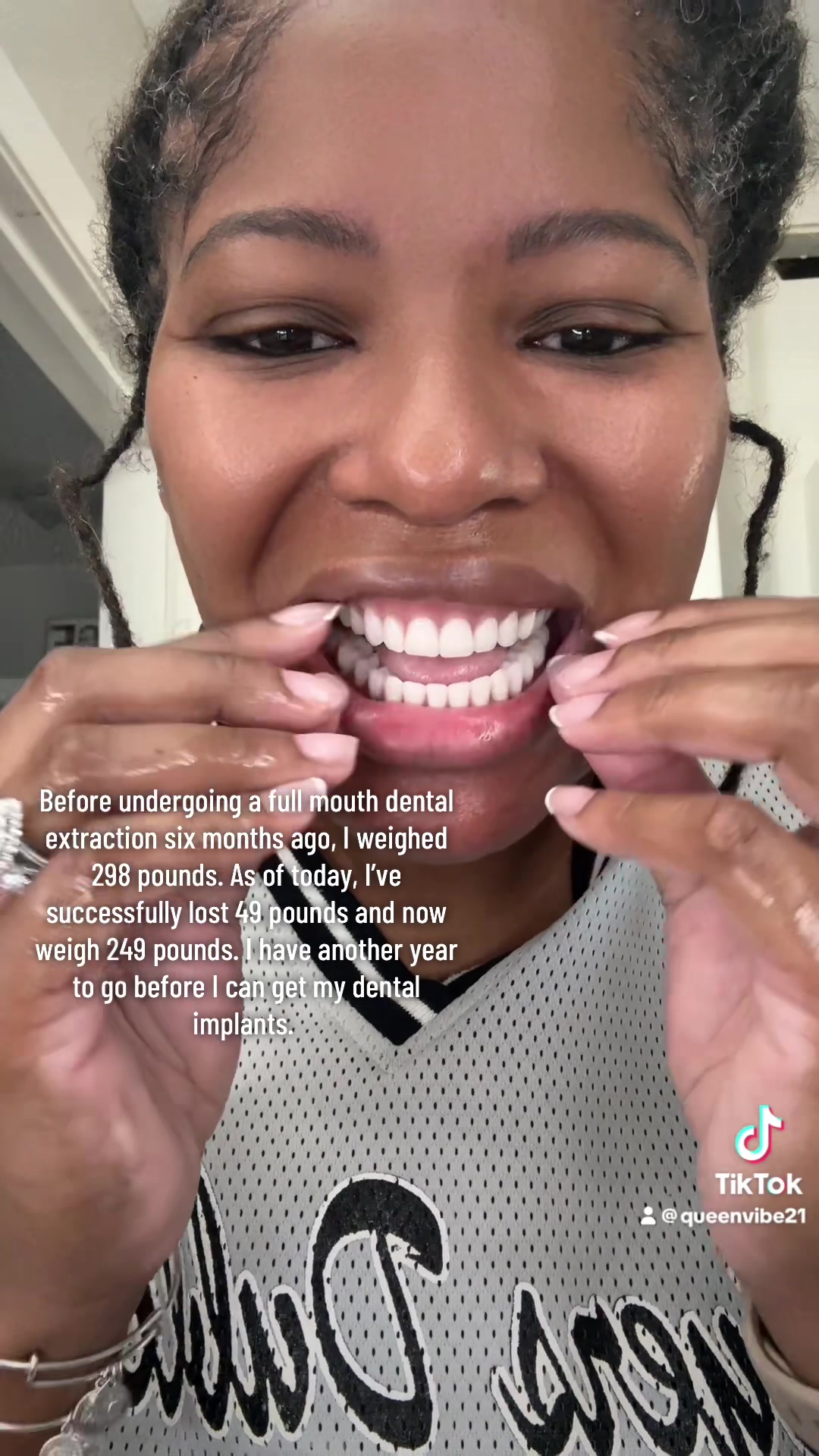@queenvibe21