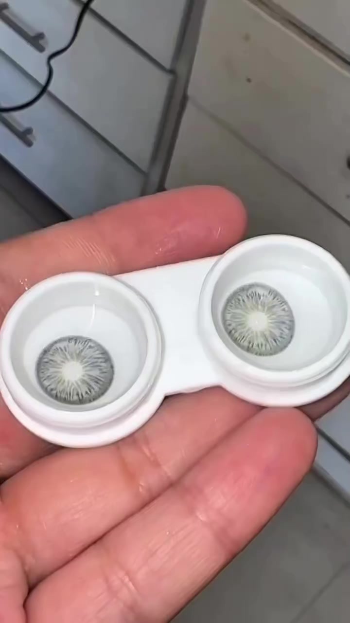 @Meera Lenses