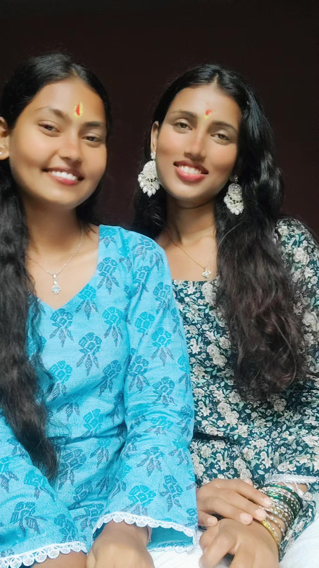 @khushithakur1811