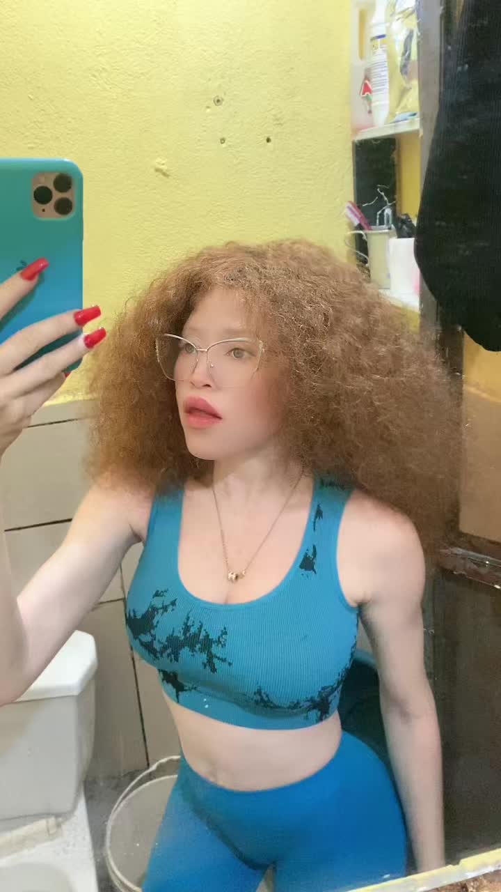 @Boneca humana 😍🌸