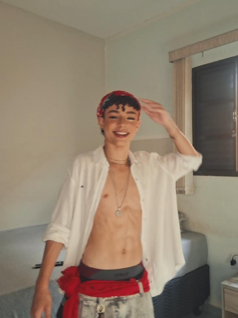 @Lucas Bolognesi
