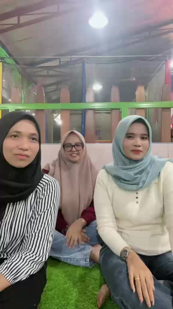 @Niaaa_199