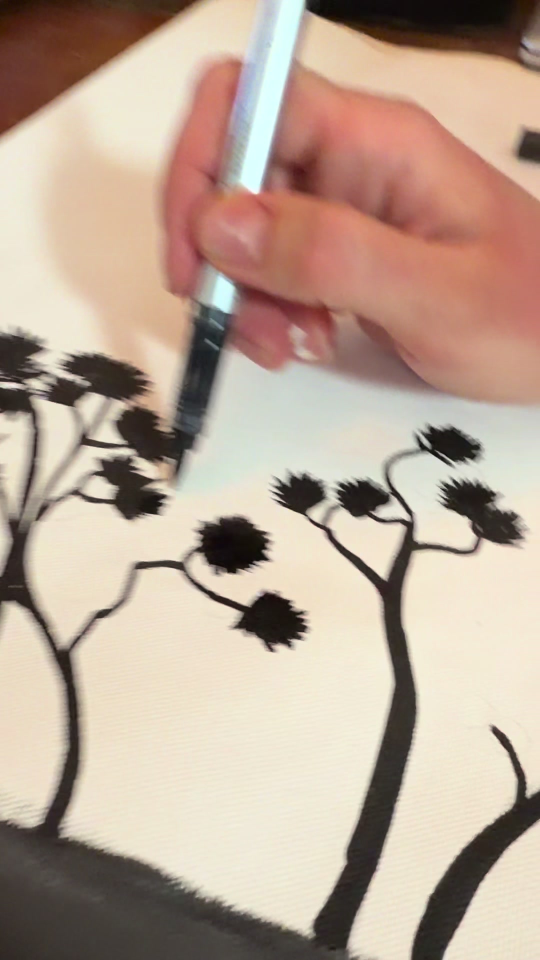 @draw.tiny.things