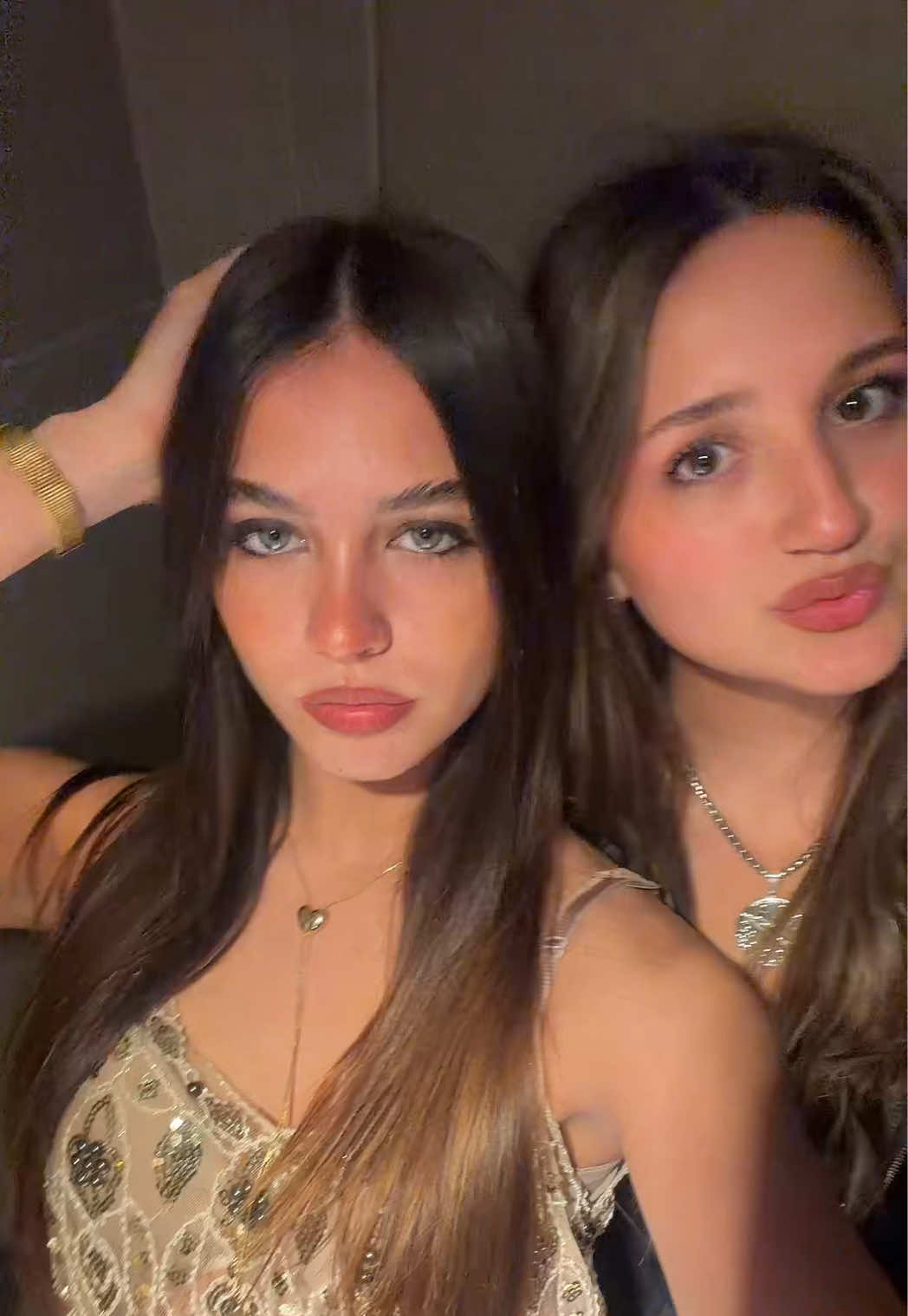 @lu