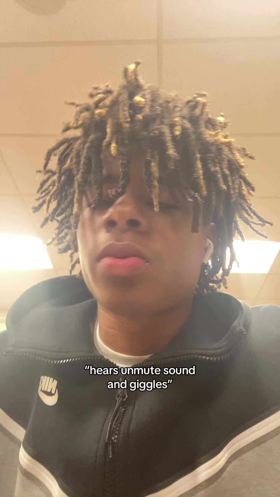 @yonnie