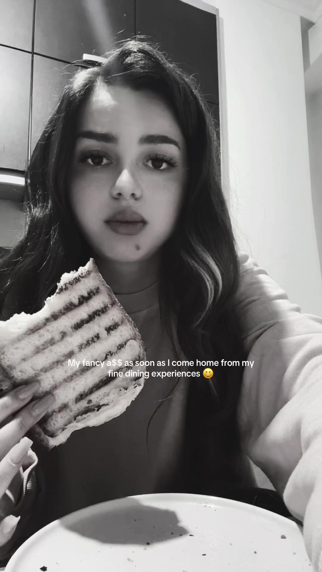 @Henabuzzzi