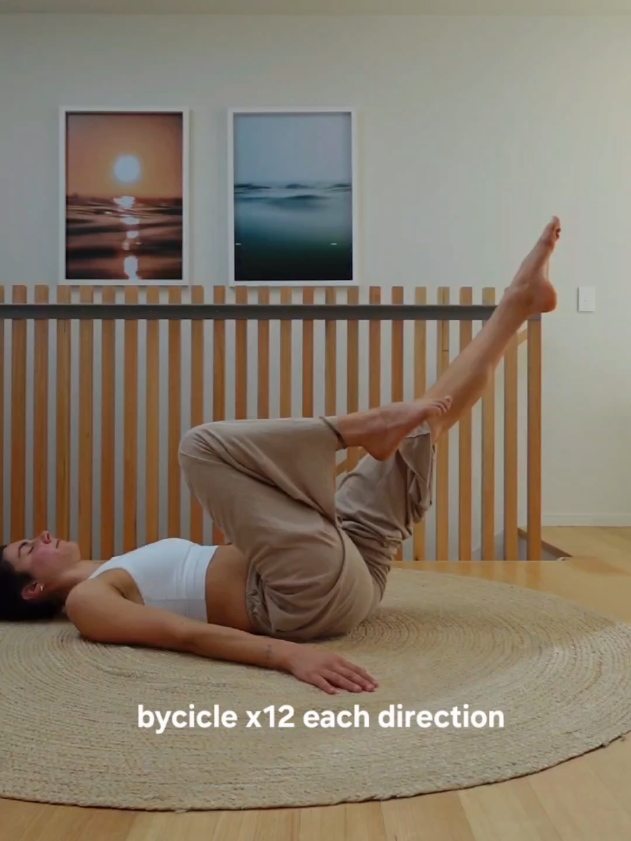 @Sara | Yoga & Pilates teacher
