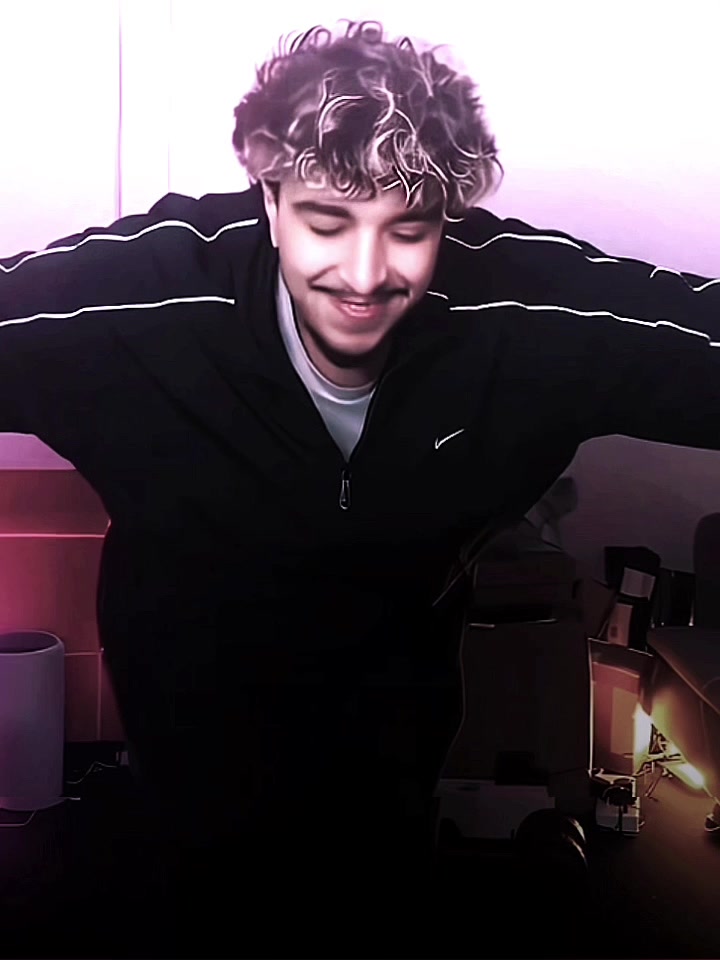 @𝑉𝑎𝑙𝑒𝑛𝑡𝑖𝑛𝑎☆