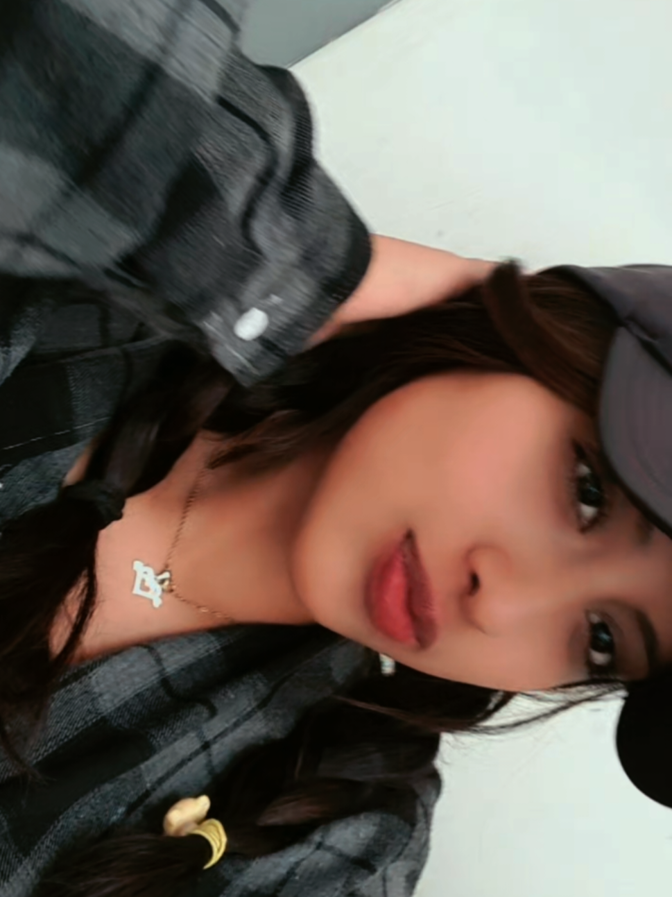 @𝐅𝐞𝐫𝐬𝐡𝐢𝐬😋