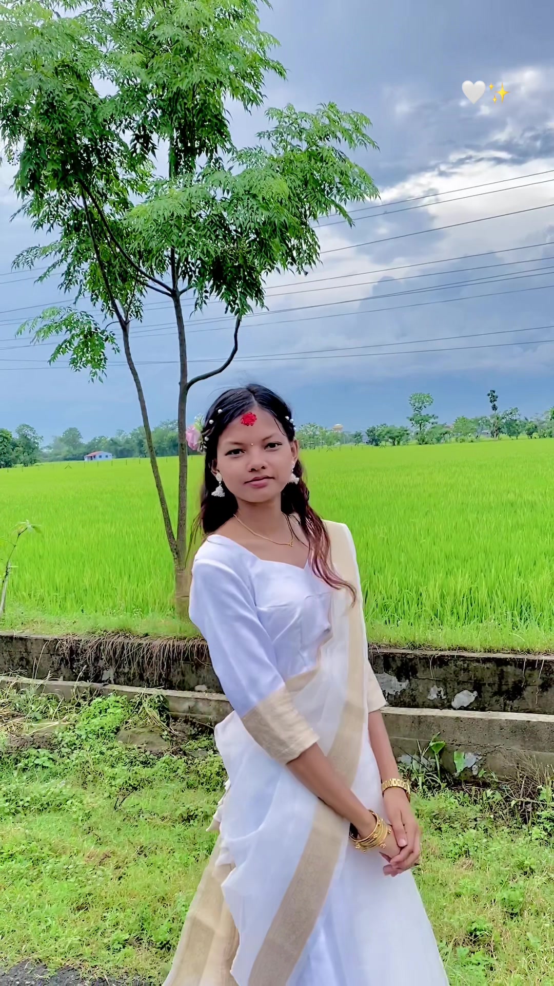 @Mr.Tharu!💗💐
