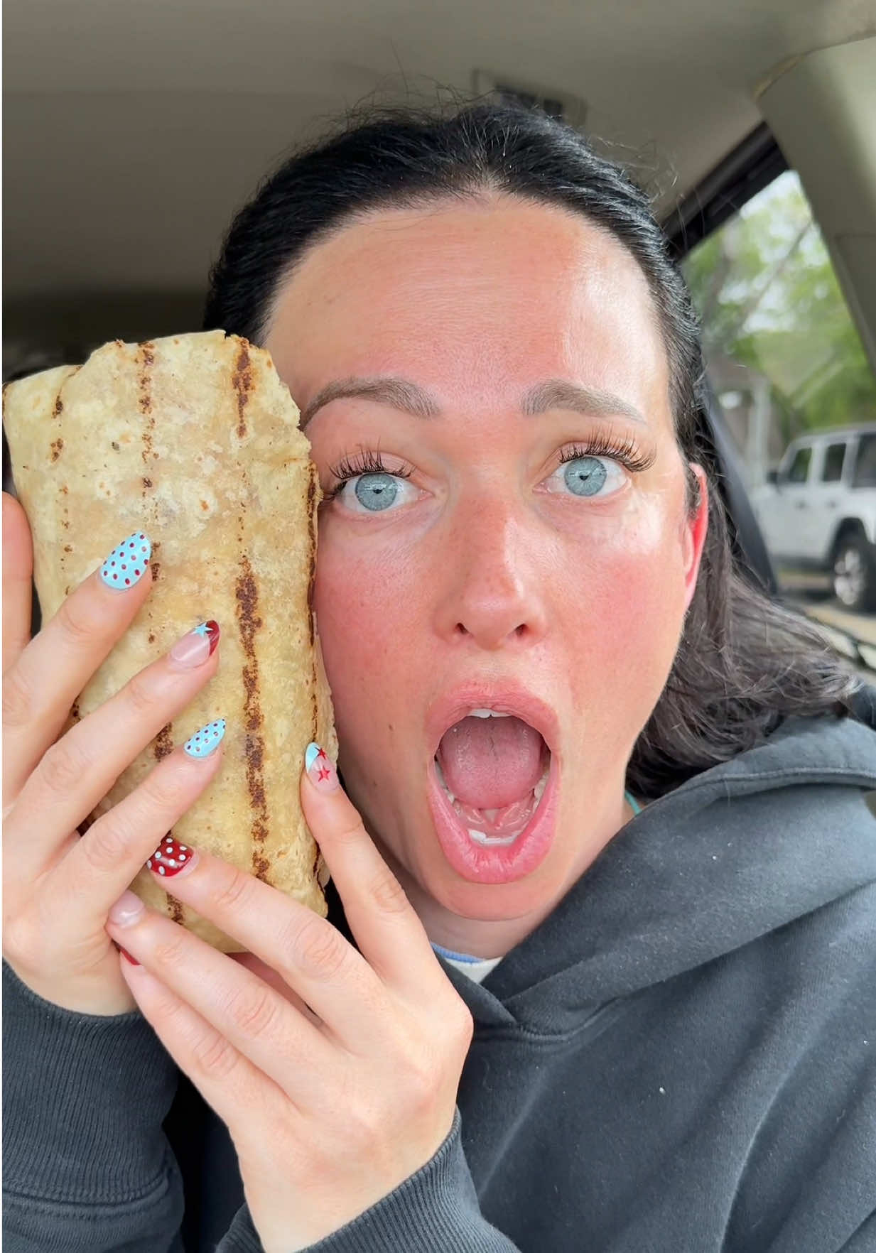 @AmandaEats