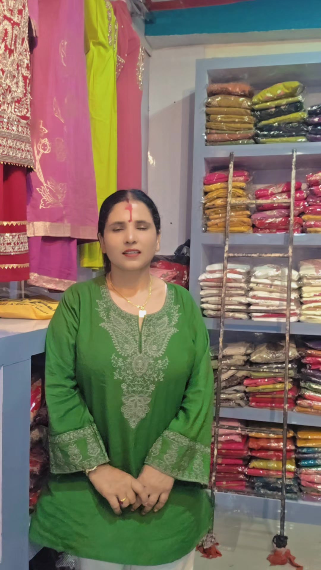@न्यू भुसाल फेन्सि बबई ४ हापुरे