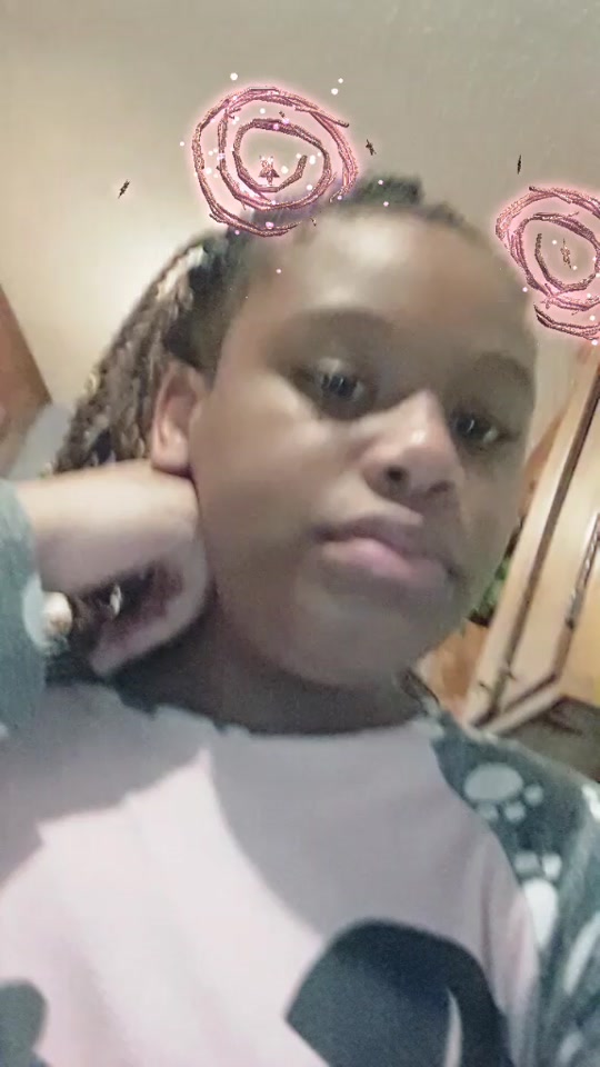 @Niya08