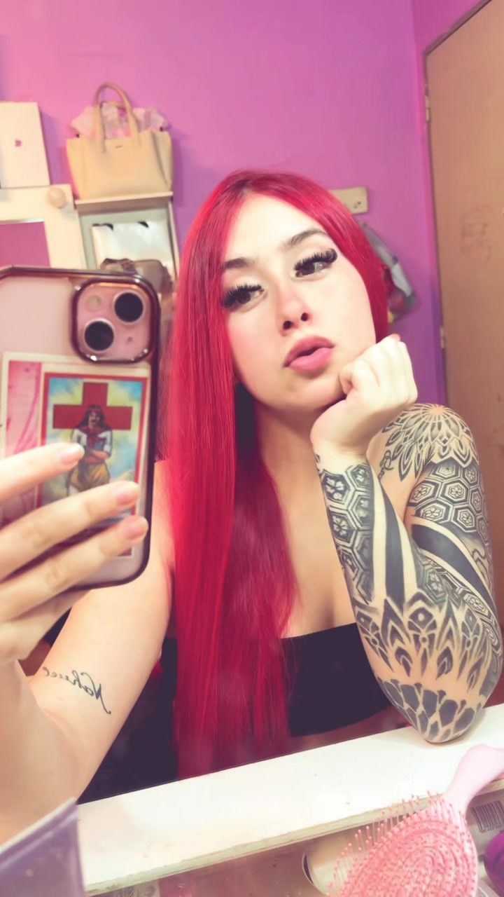 @Yaquii
