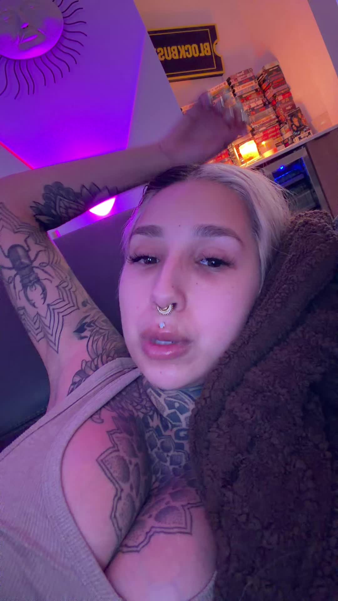 @Split_tongue_bri