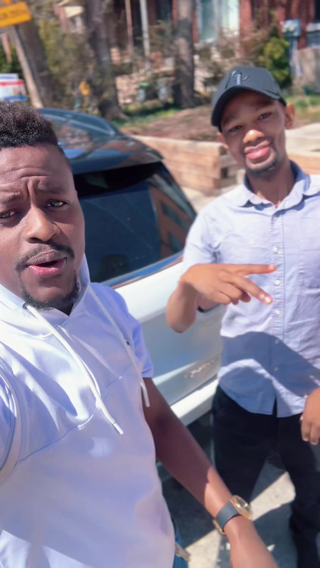 @KennyBizzoh(Mukamba Intl)