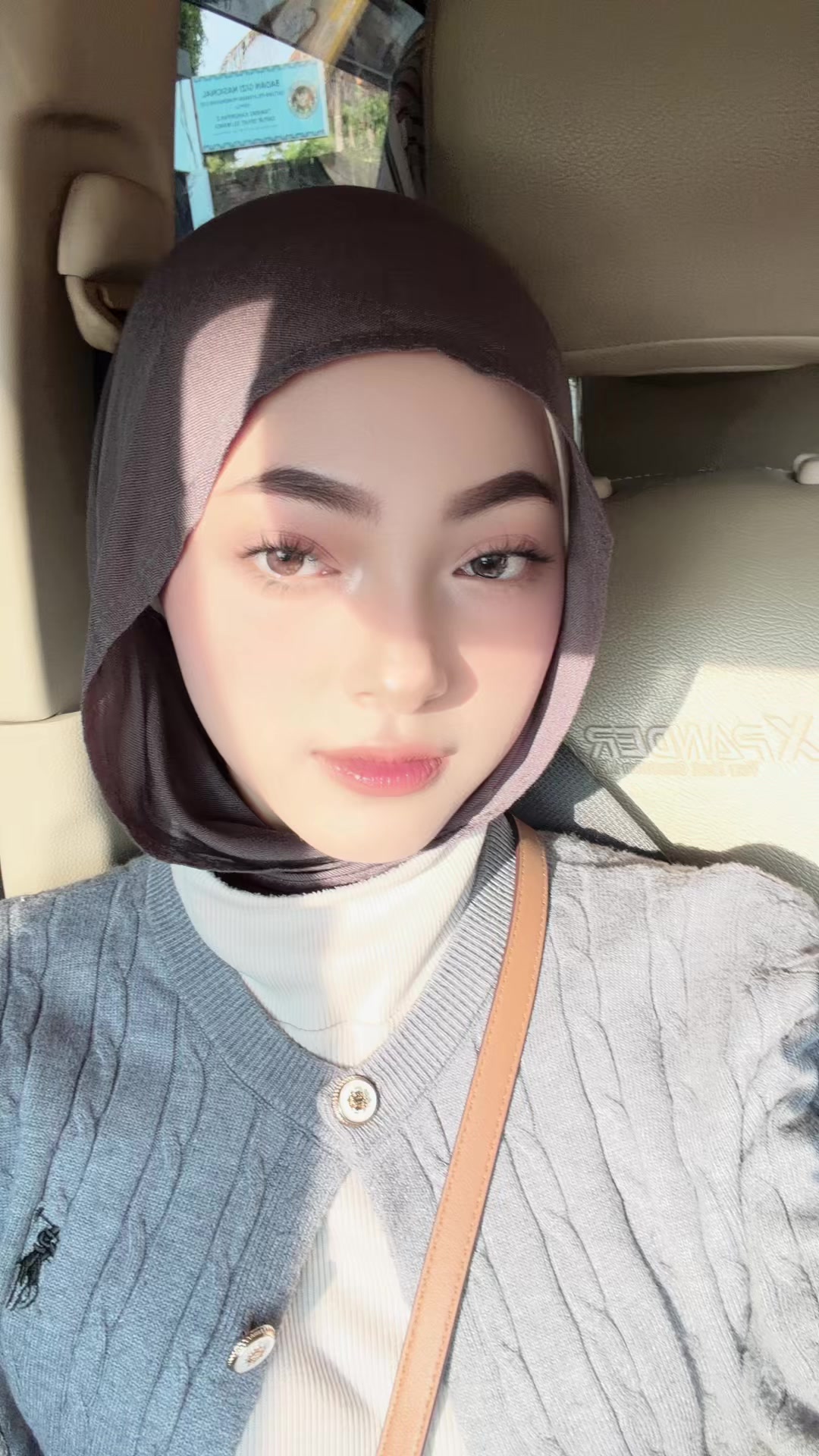 @intanmlna