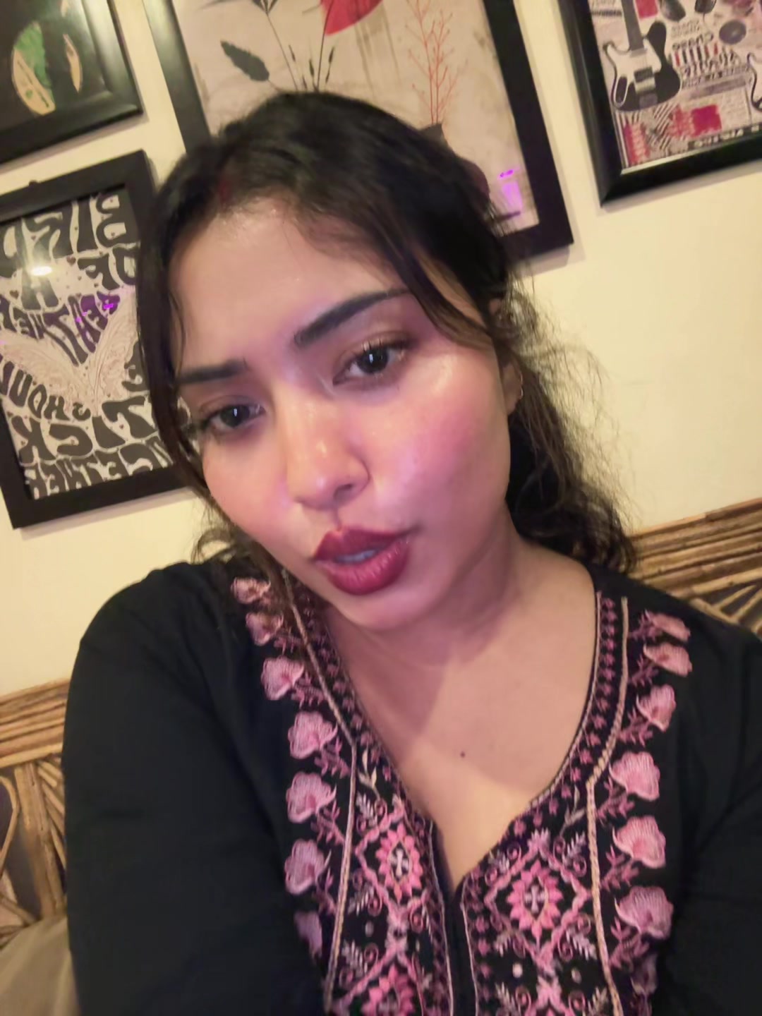 @Anjali 🖤
