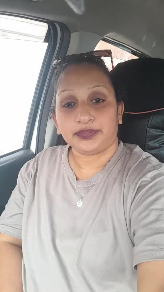 @Queen of heart razmeen nisha