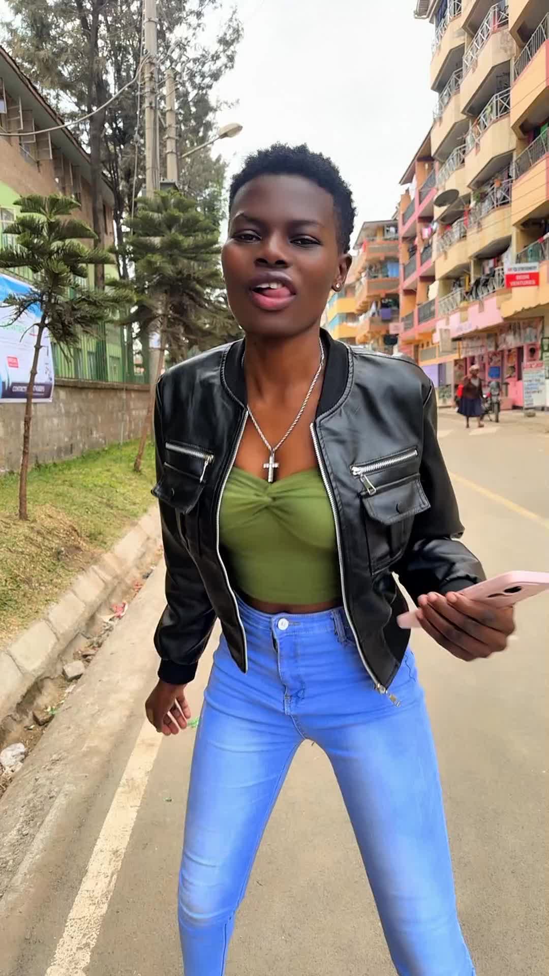 @Miss Atieno🦋☕✨👑🌻🍉