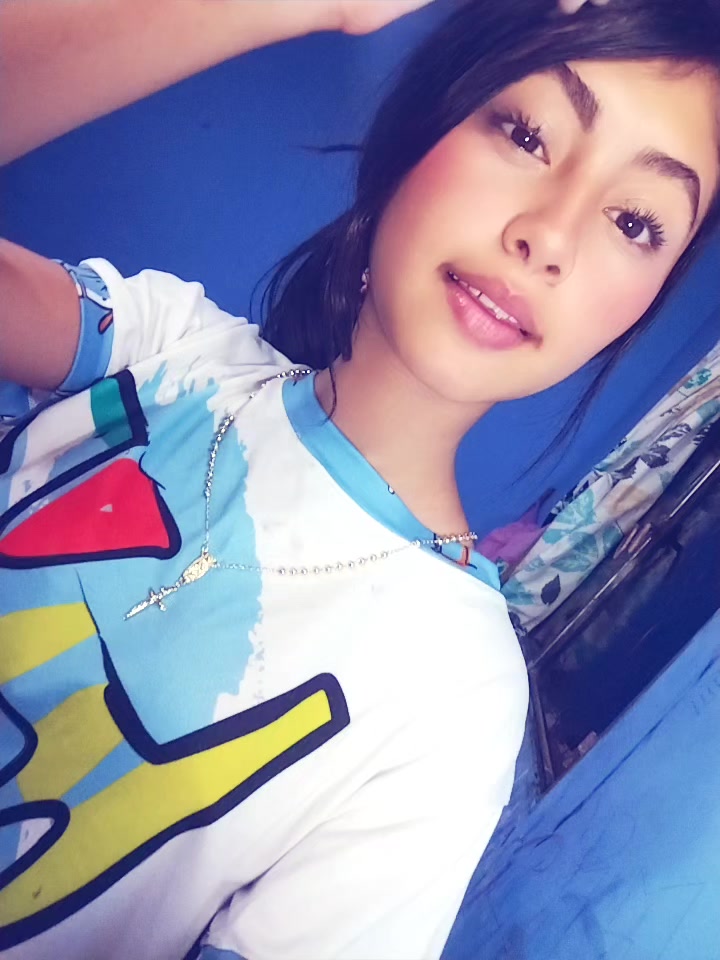 @Elianis🍒...
