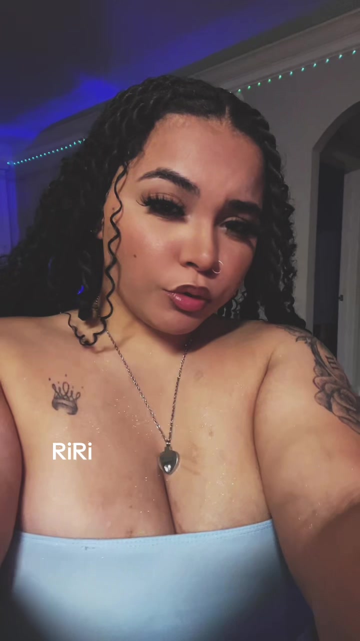 @Livyliv