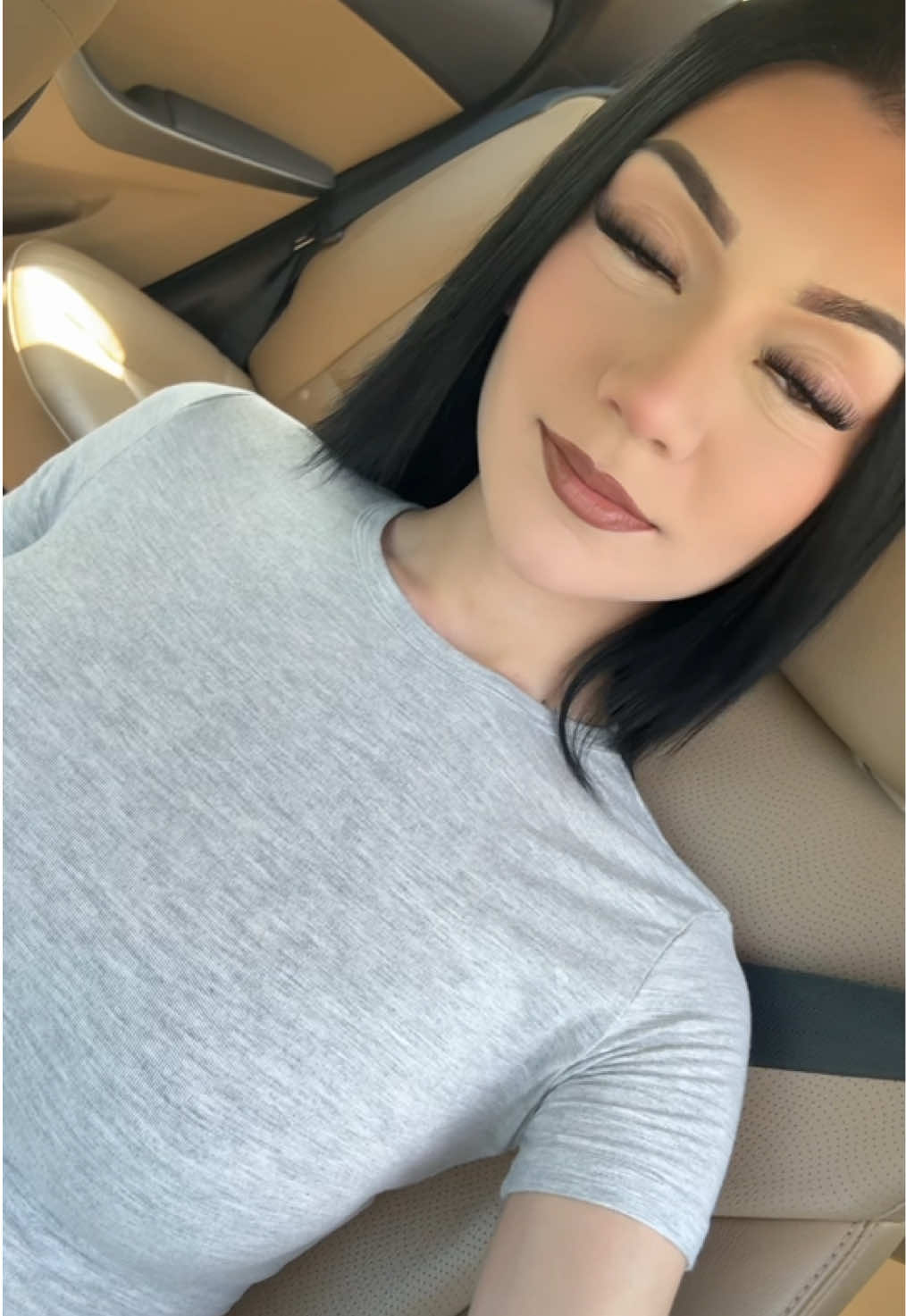 @yurfavoritewhitebih