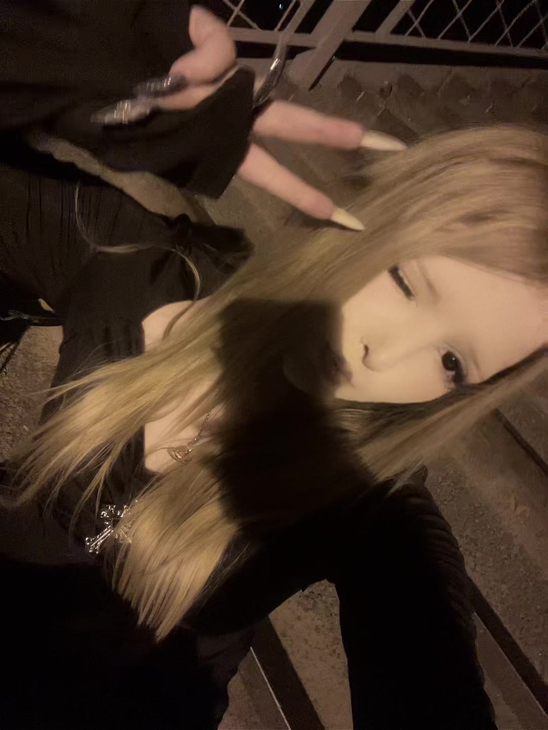 @akumi