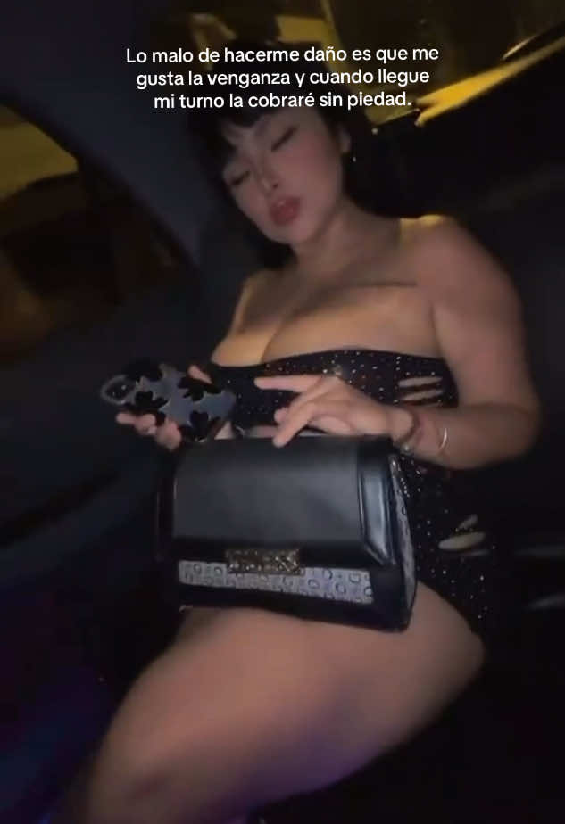 @LA CURVY 🦋