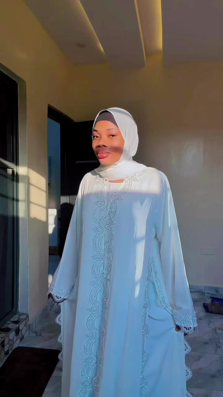 @HOUSE_OF_ZEE01(ABAYA IN LAGOS)