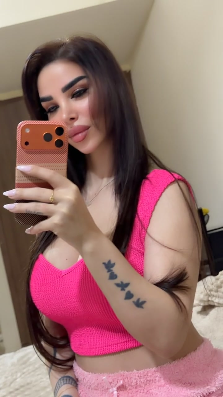 @Naya Zareq