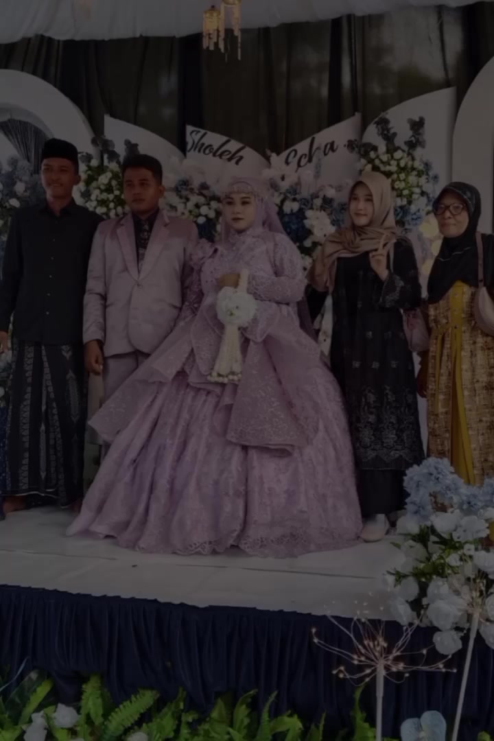 @ZAHRA D