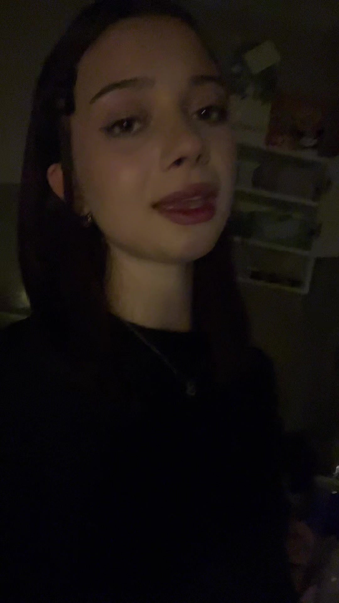 @сашко🧎🏻♀️