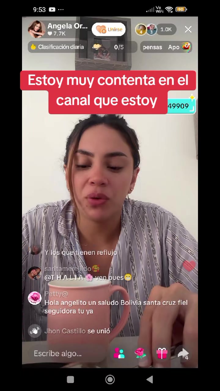 @AniEli