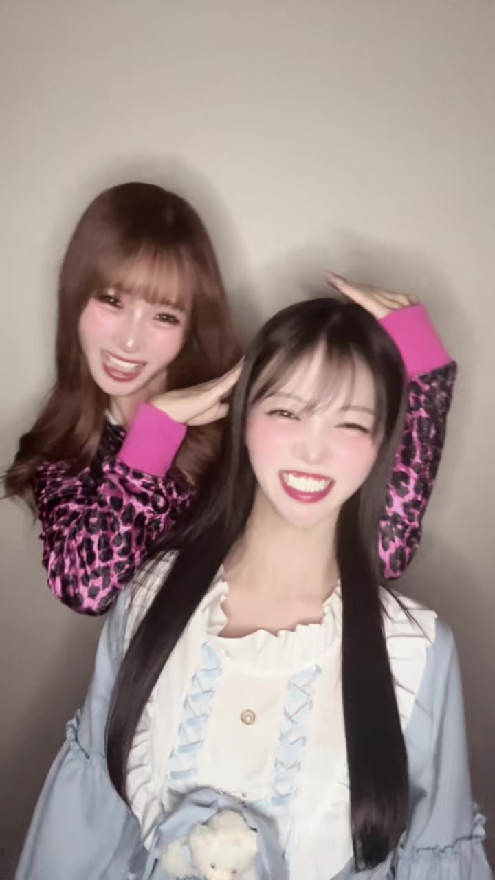 @🩷ギャルと清楚🩵