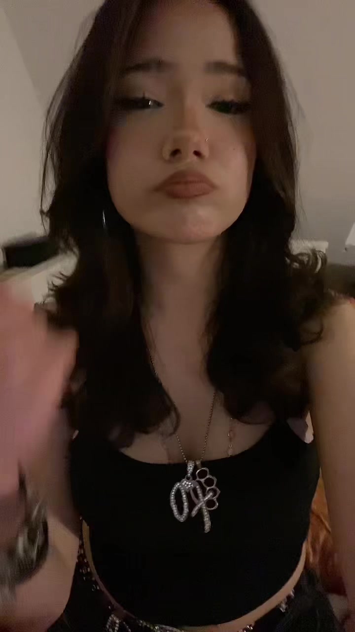 @??