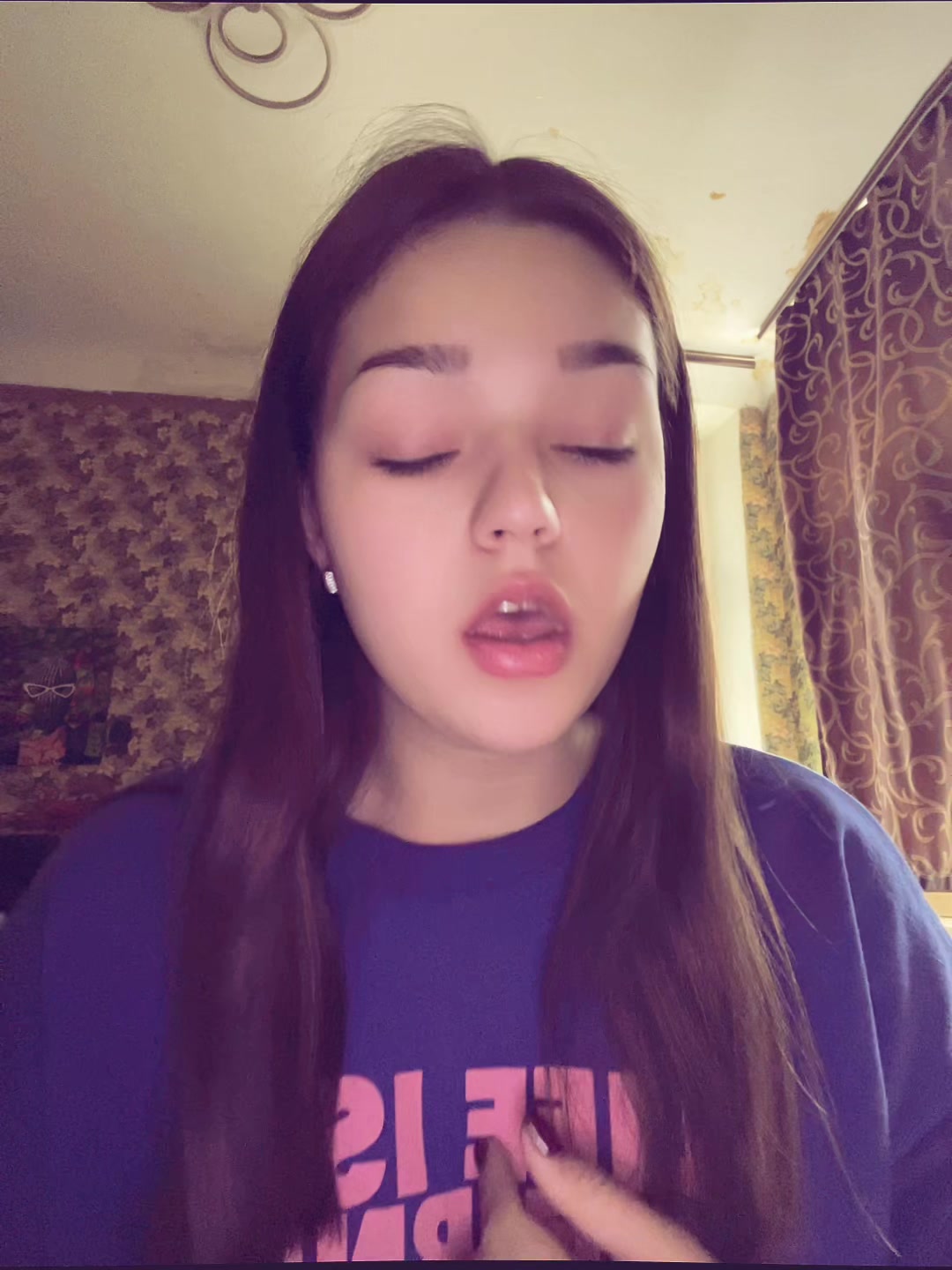 @vikylik24