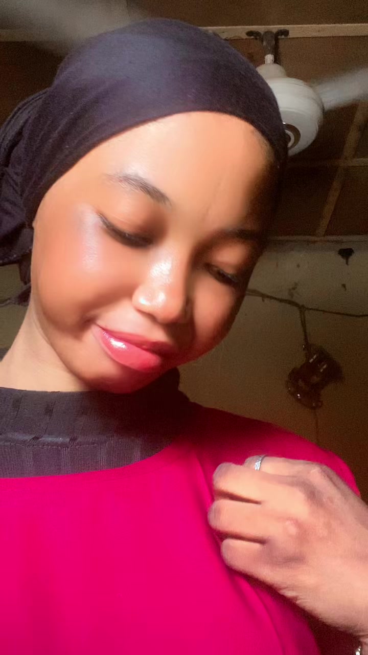 @Mrs 💔 shamsu 💔💔🦋