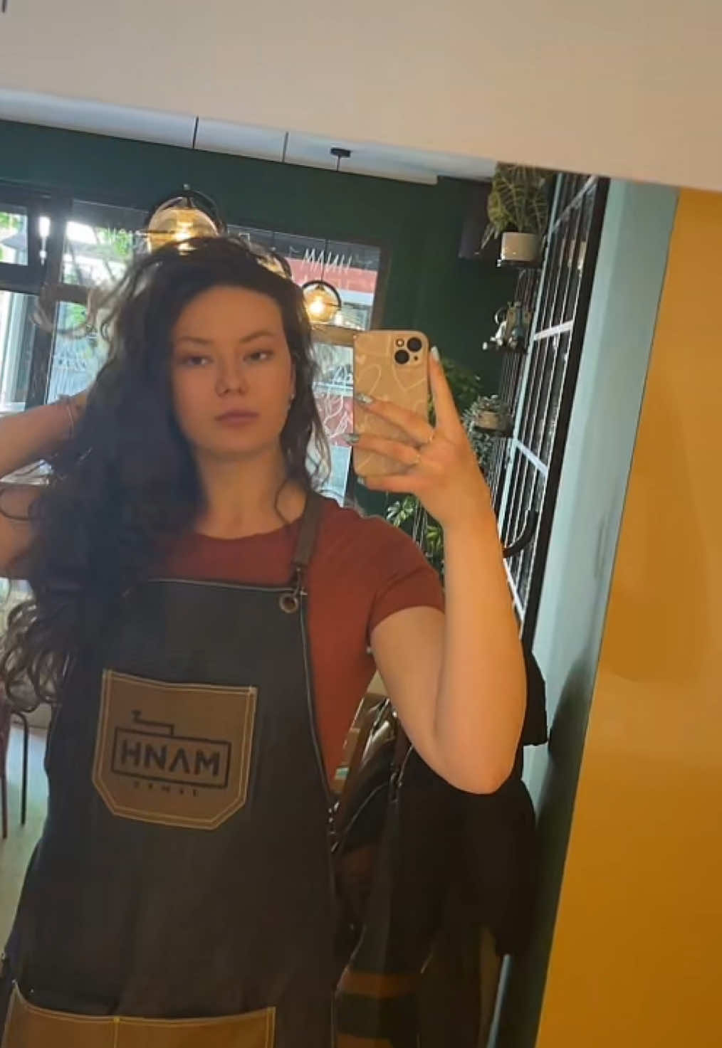 @ona kovrdzava