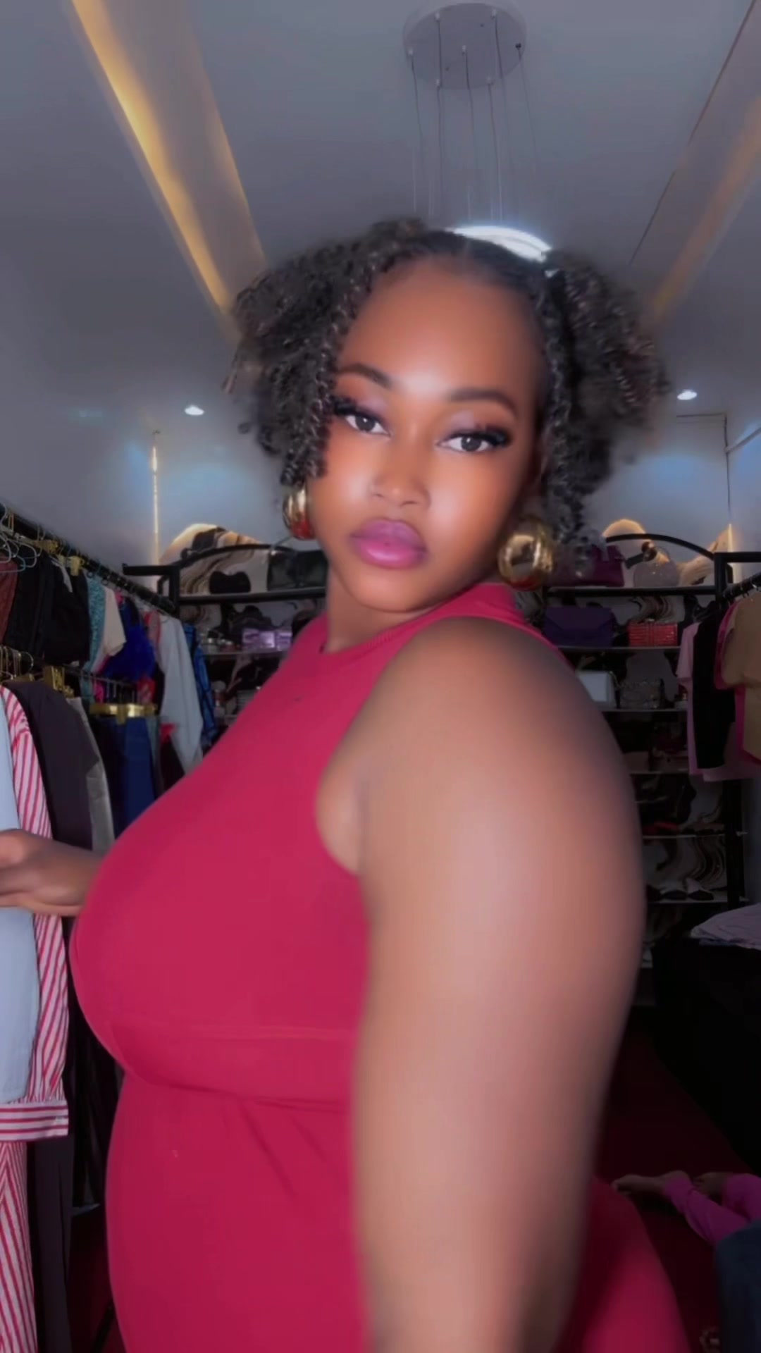 @GouraFashionShop(GouralaBombe)