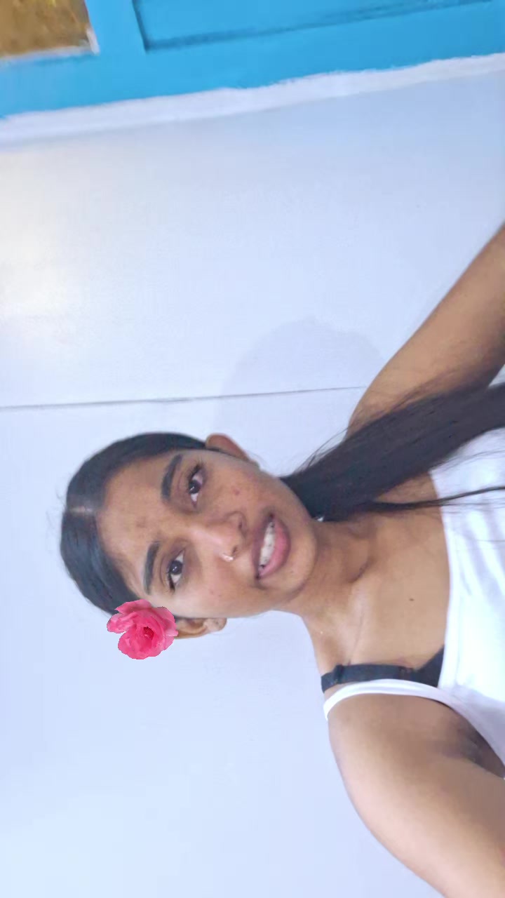 @ANU🦋☘️