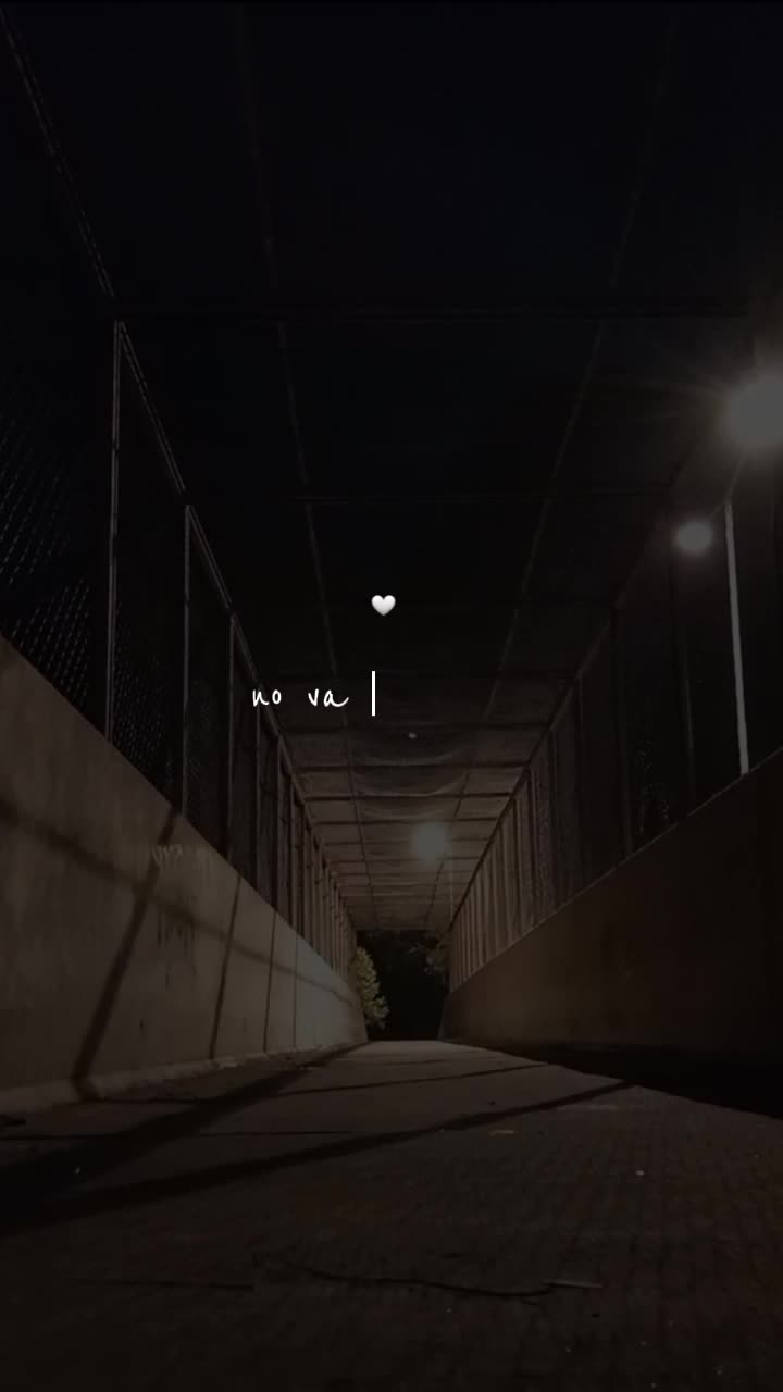 @~