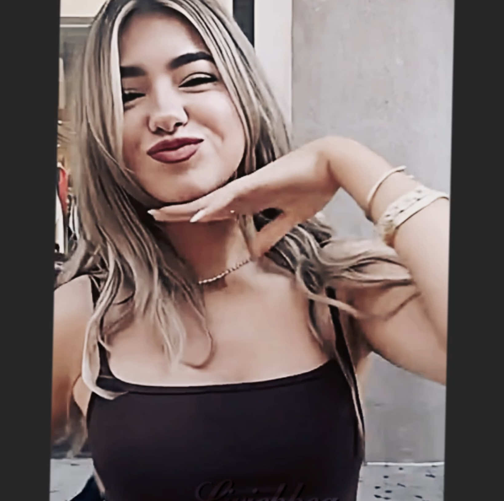 @⋆