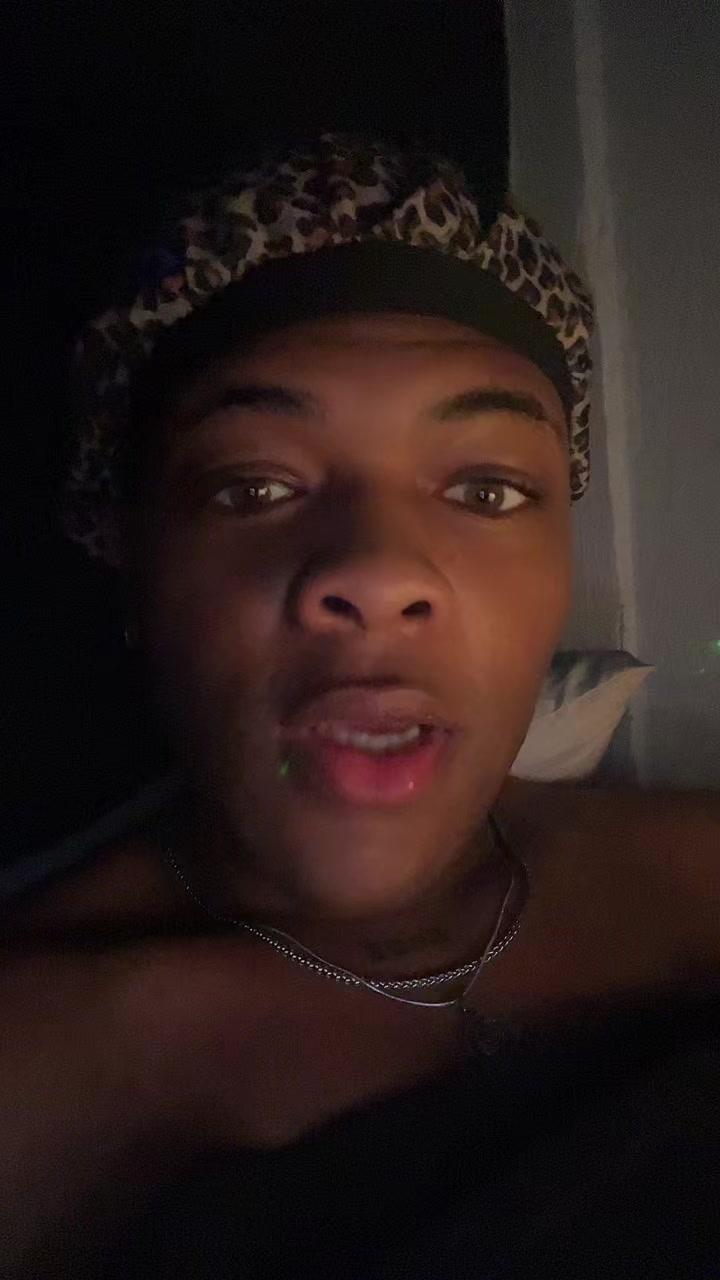 @Alexx_Pv1